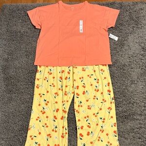 Women’s Pajamas Set - Coral and Yellow